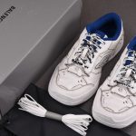 Balenciaga Hamptons Worn-Out Sneaker 'White Dark Blue'