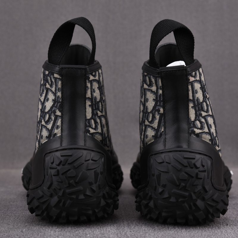 DIOR B28 High-Top Sneaker 'Beige Black'