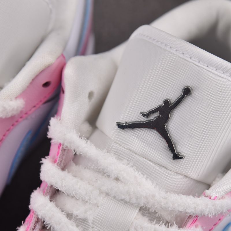 Jordan 1 Low SE 'Paw Print Pink Foam'