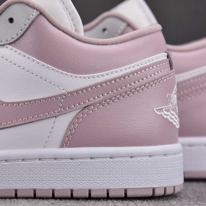 Jordan 1 Low Wmns 'Particle Rose'