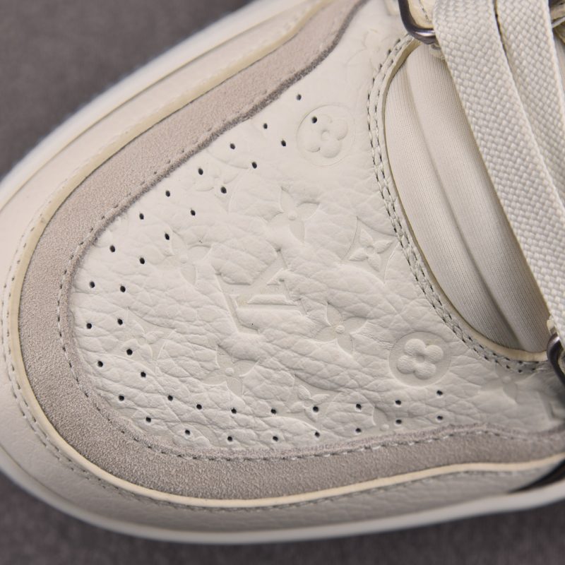 Louis Vuitton LV Trainer 'Monogram White Silver Metallic'