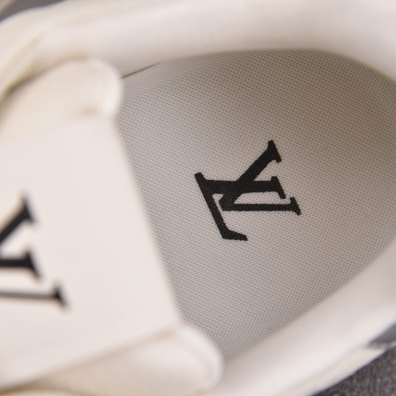 Louis Vuitton LV Trainer 'Monogram White Silver Metallic'