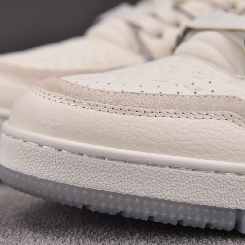 Louis Vuitton LV Trainer 'Monogram White Silver Metallic'
