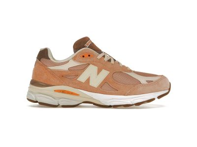 New Balance 990v3 MiUSA size? Exclusive 'Orange Cream'