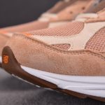 New Balance 990v3 MiUSA size? Exclusive 'Orange Cream'