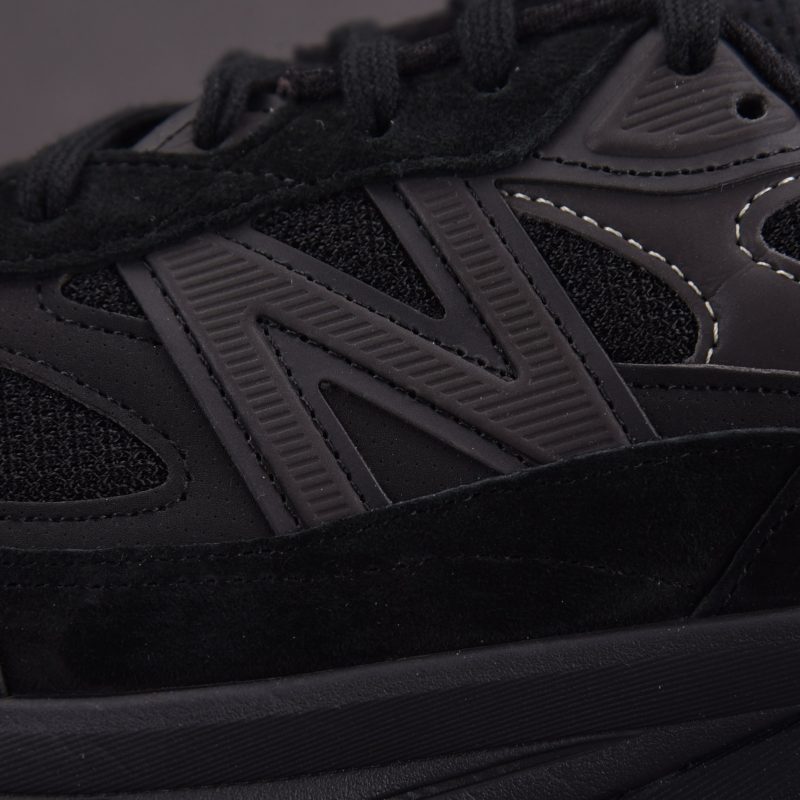 New Balance 990v6 'Triple Black'