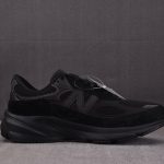 New Balance 990v6 'Triple Black'