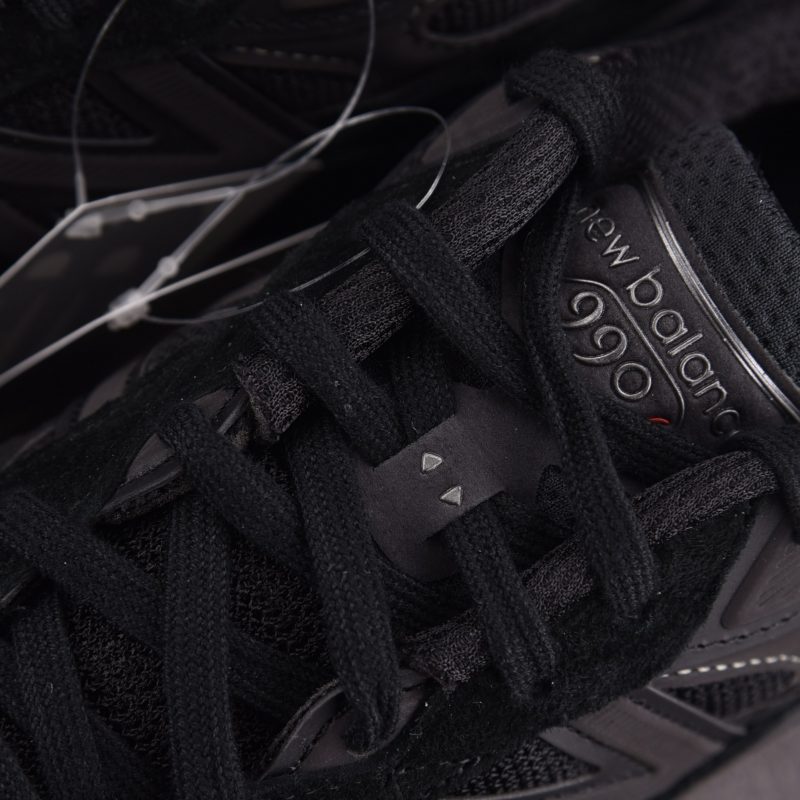 New Balance 990v6 'Triple Black'
