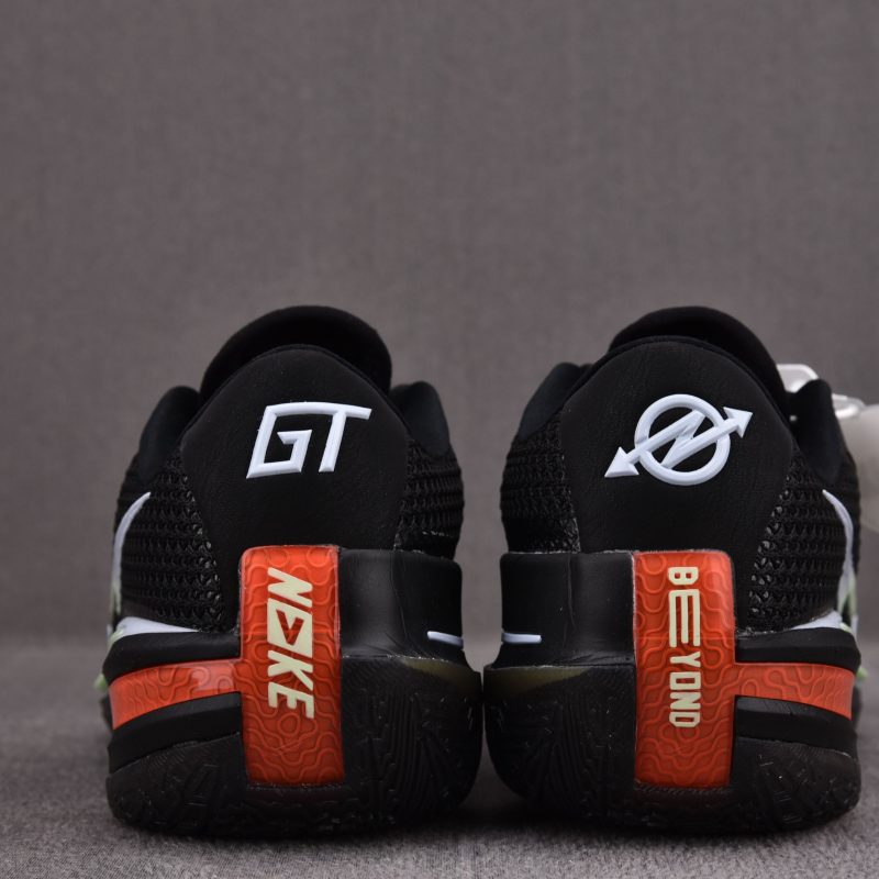 Nike Air Zoom GT Cut 'Black Hyper Crimson'