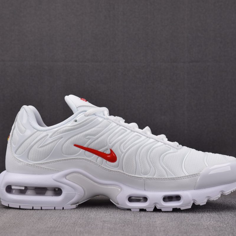 Nike Supreme x Air Max Plus TN 'White'
