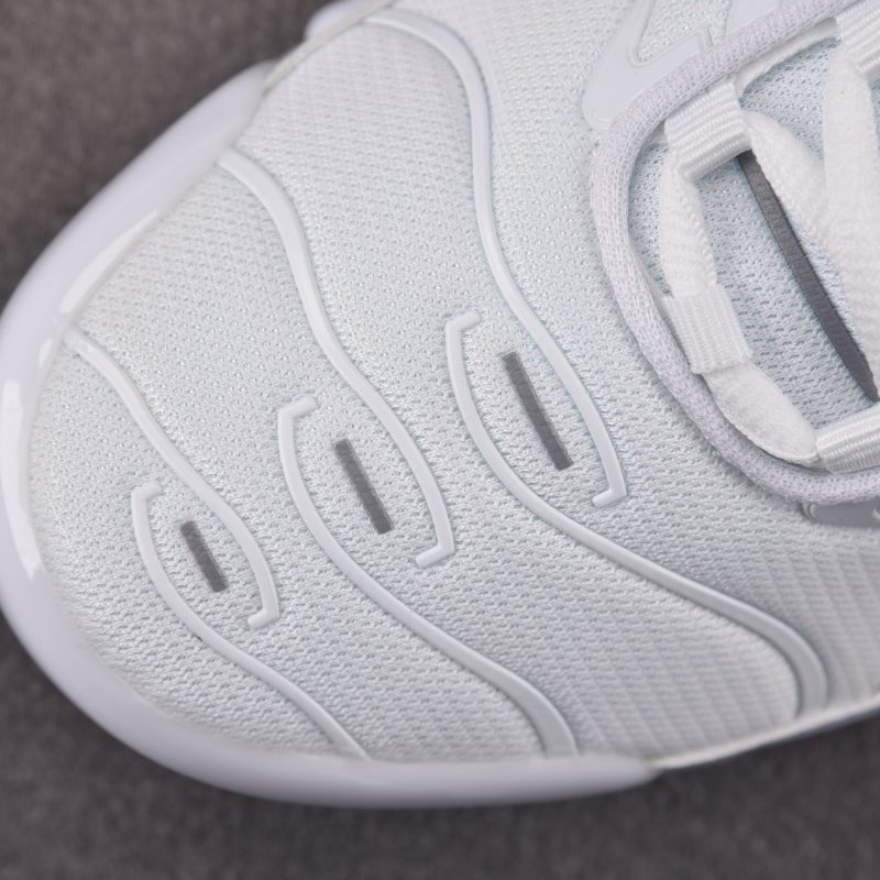 Nike Supreme x Air Max Plus TN 'White'