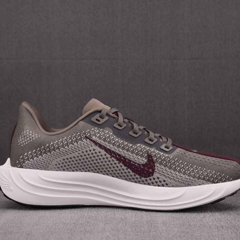 Nike ZoomX Pegasus Plus 'Brown Wine Red White'