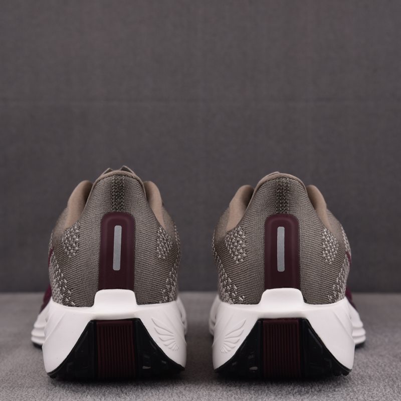 Nike ZoomX Pegasus Plus 'Brown Wine Red White'