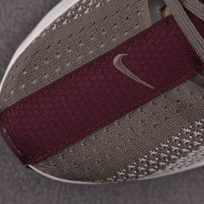 Nike ZoomX Pegasus Plus 'Brown Wine Red White'