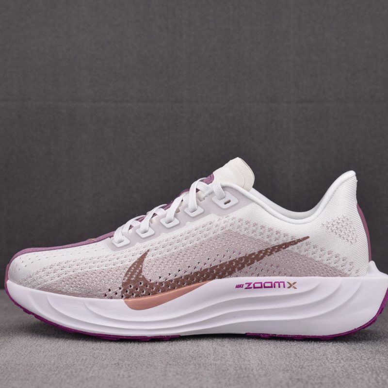 Nike ZoomX Pegasus Plus Wmns ‘White Metallic Red Bronze’