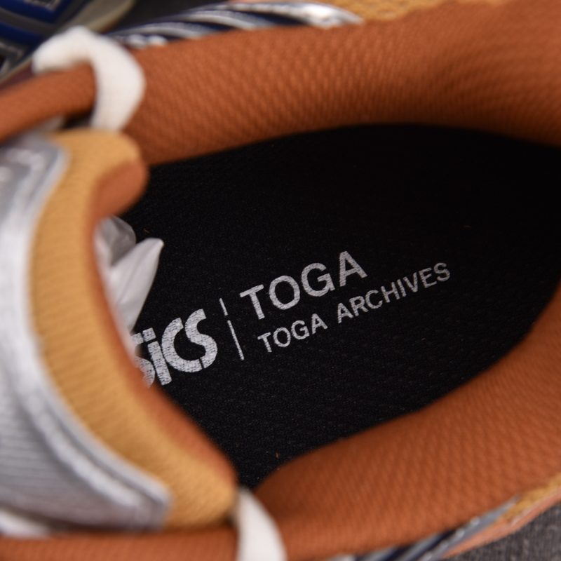 Toga x Gel-Cumulus 16 TG 'Brown Blue Pure Silver'