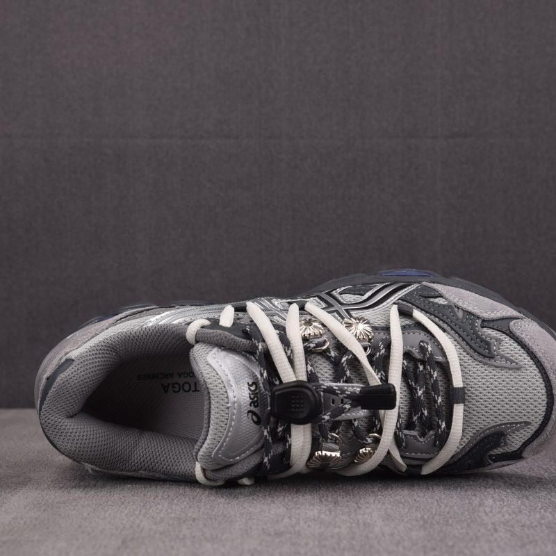 Toga x Gel-Cumulus 16 TG 'Grey Black Pure Silver'