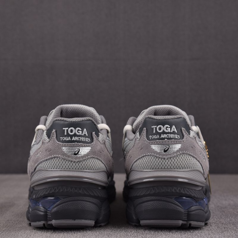 Toga x Gel-Cumulus 16 TG 'Grey Black Pure Silver'