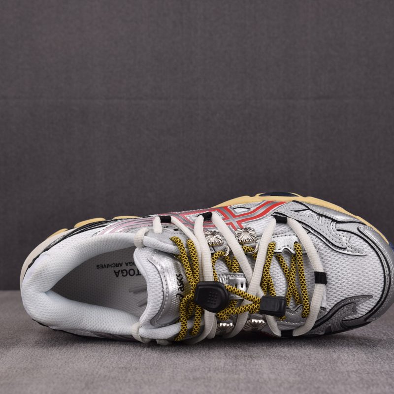 Toga x Gel-Cumulus 16 TG 'White Red Pure Silver'