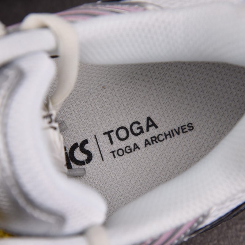 Toga x Gel-Cumulus 16 TG 'White Red Pure Silver'
