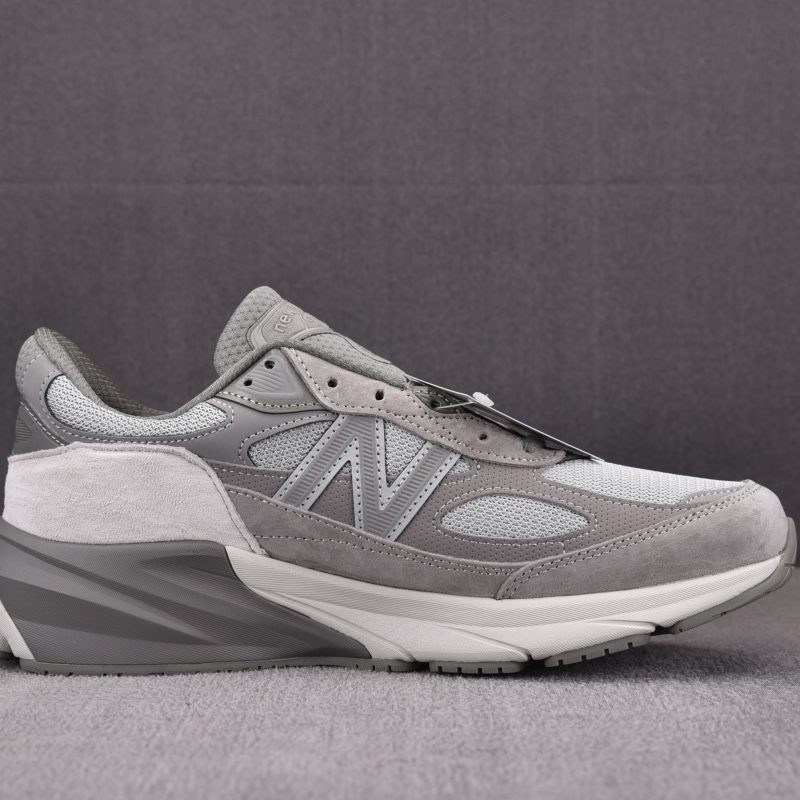 WTAPS x New Balance 990v6